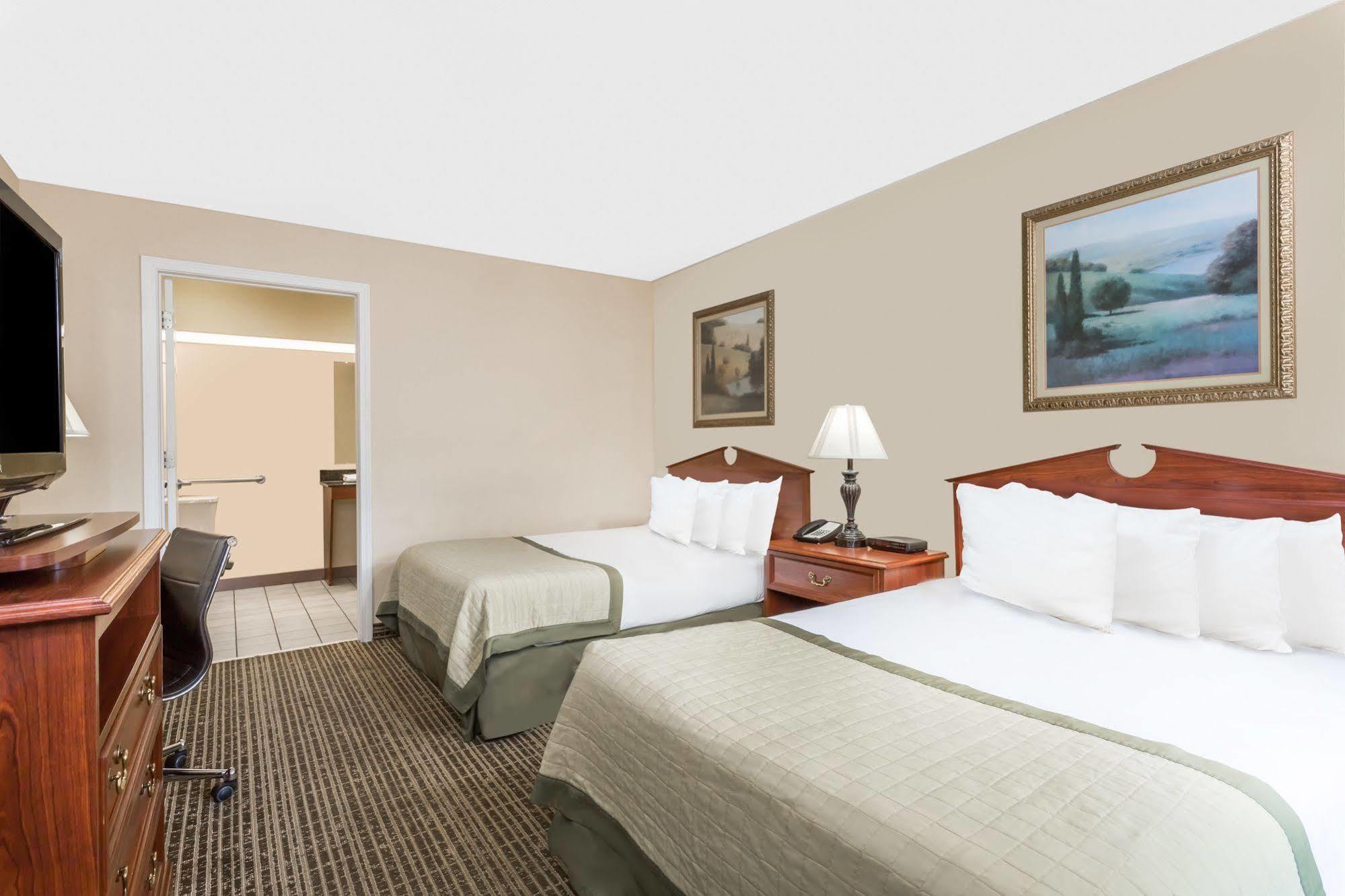 Motel Baymont By Wyndham Eden Esterno foto