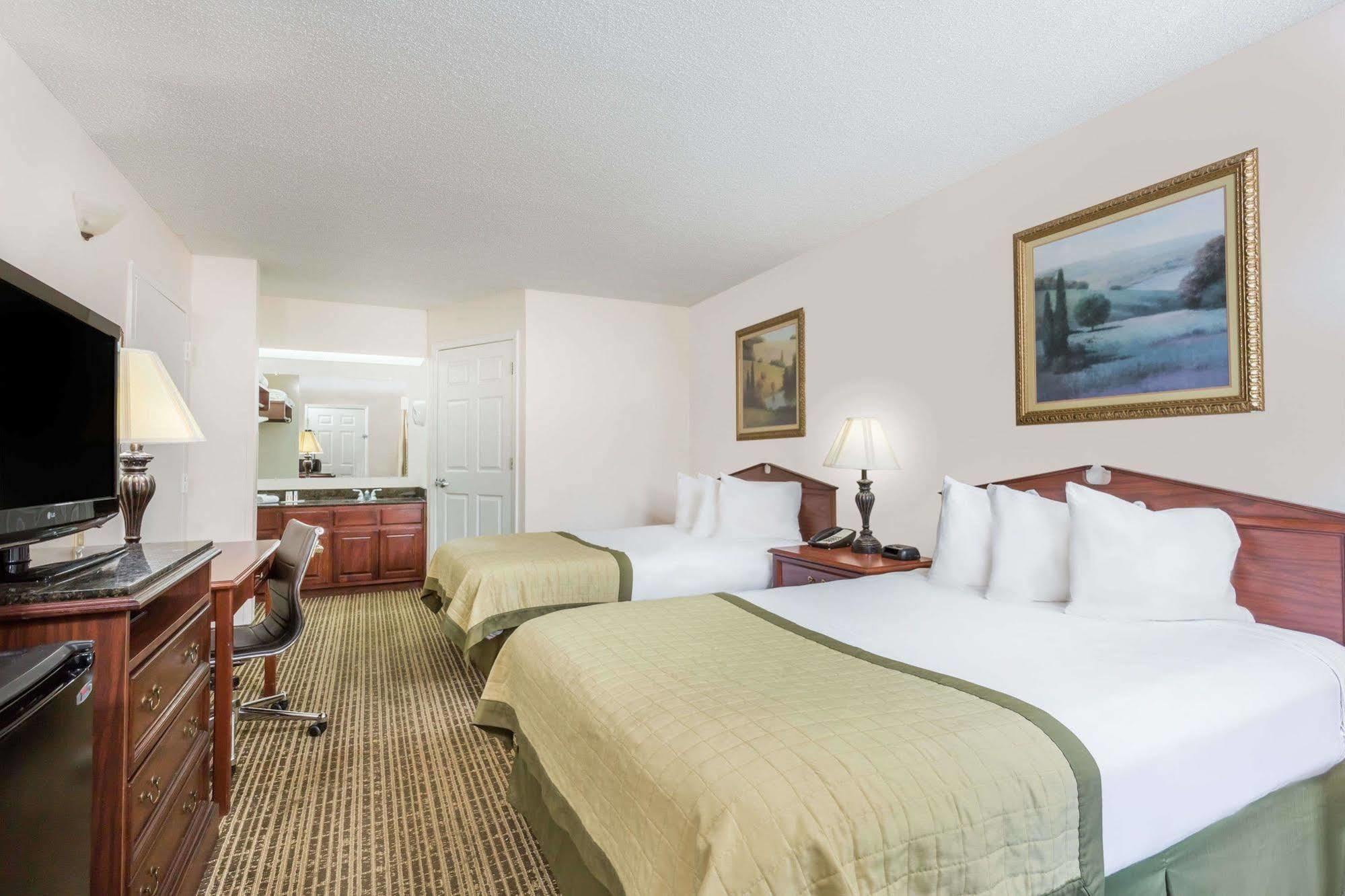 Motel Baymont By Wyndham Eden Esterno foto