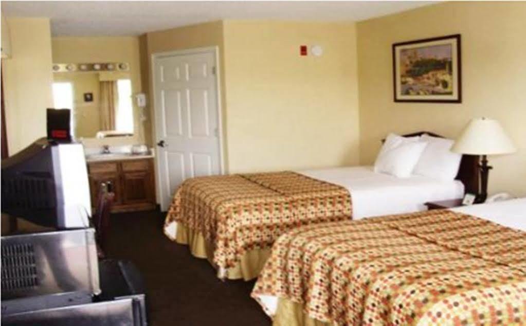 Motel Baymont By Wyndham Eden Esterno foto