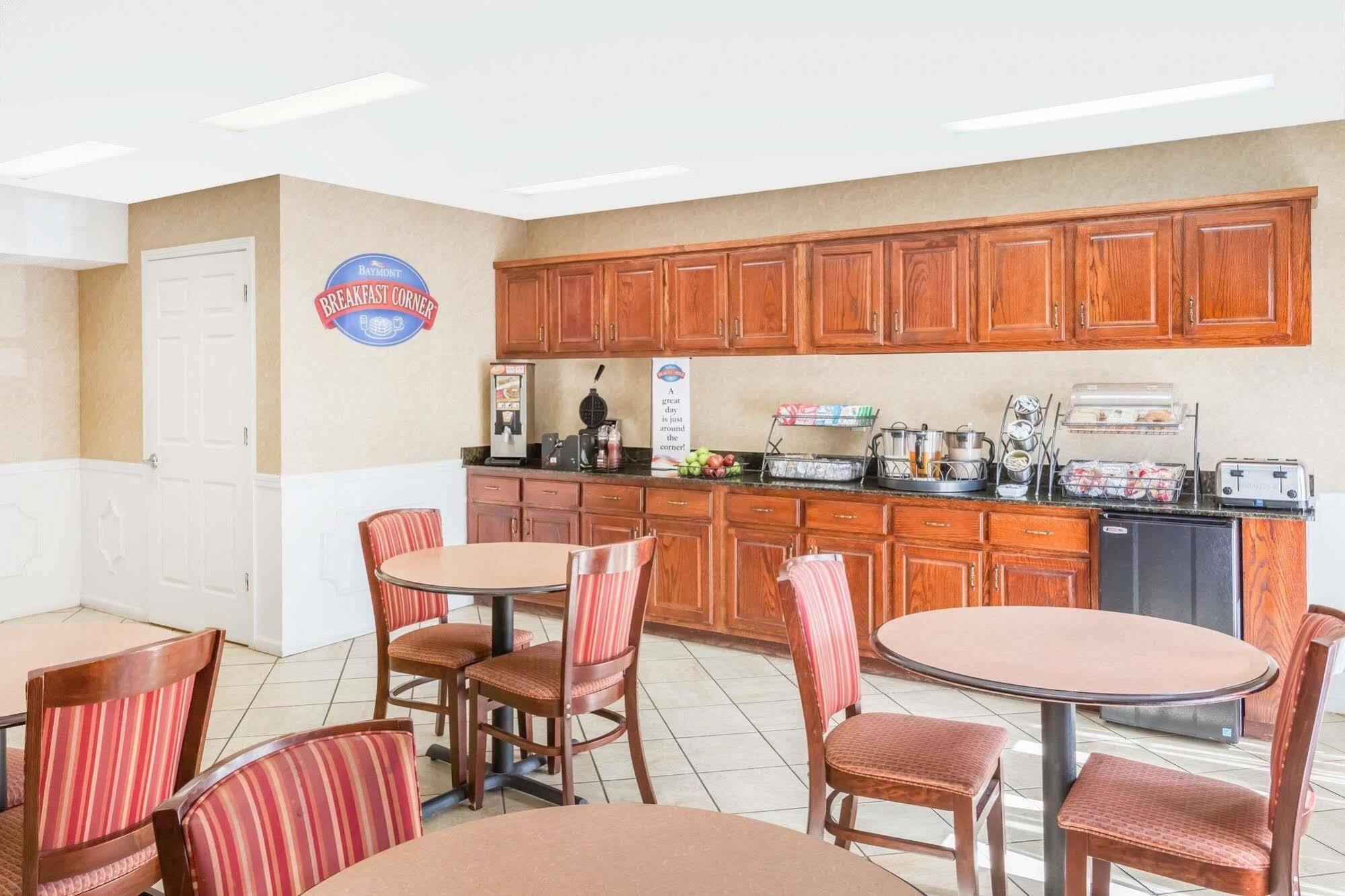 Motel Baymont By Wyndham Eden Esterno foto