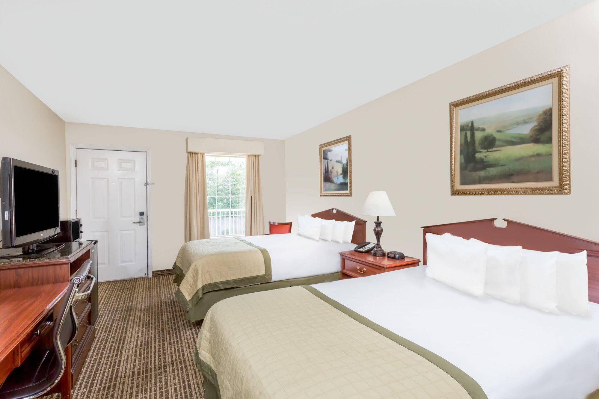 Motel Baymont By Wyndham Eden Esterno foto